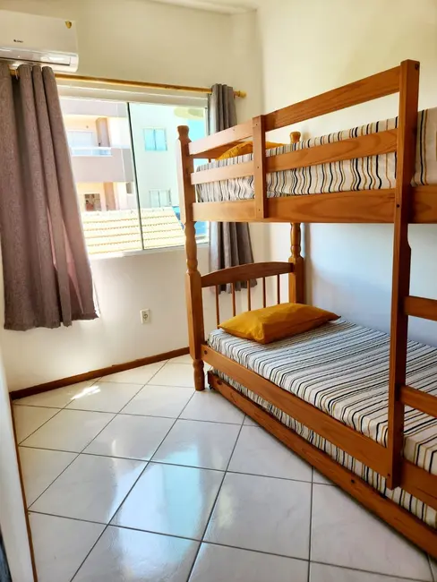 Foto 7 de Apartamento com 2 quartos para alugar, 65m2 em Bombinhas - SC