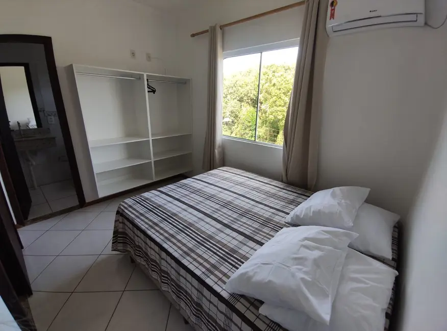 Foto 6 de Apartamento com 2 quartos para alugar, 65m2 em Bombinhas - SC