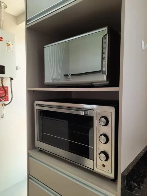 Foto 8 de Apartamento com 2 quartos à venda, 33m2 em Meia Praia, Itapema - SC