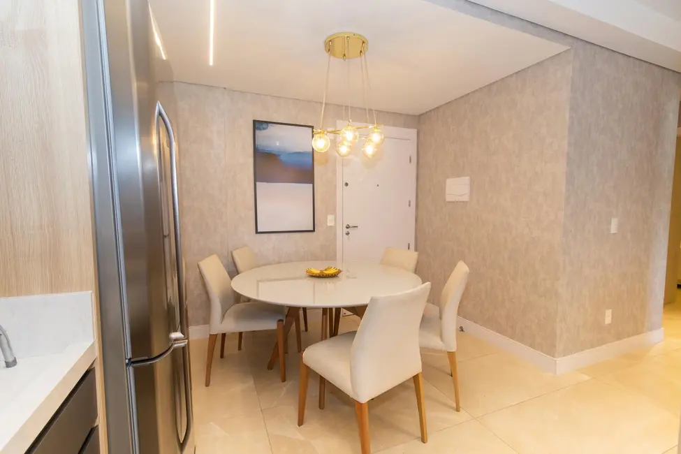 Apartamento com 3 quartos à venda, 111m2 em Bombinhas - SC - imagem 8 Foto 8 de Apartamento com 3 quartos à venda, 111m2 em Bombinhas - SC