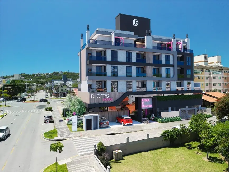 Foto 2 de Apartamento com 1 quarto à venda, 39m2 em Bombinhas - SC