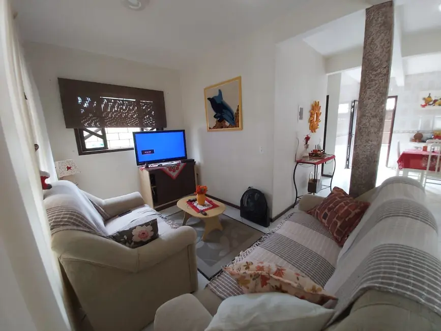 Casa com 3 quartos à venda, 79m2 em Bombinhas - SC - imagem 6 Foto 6 de Casa com 3 quartos à venda, 79m2 em Bombinhas - SC