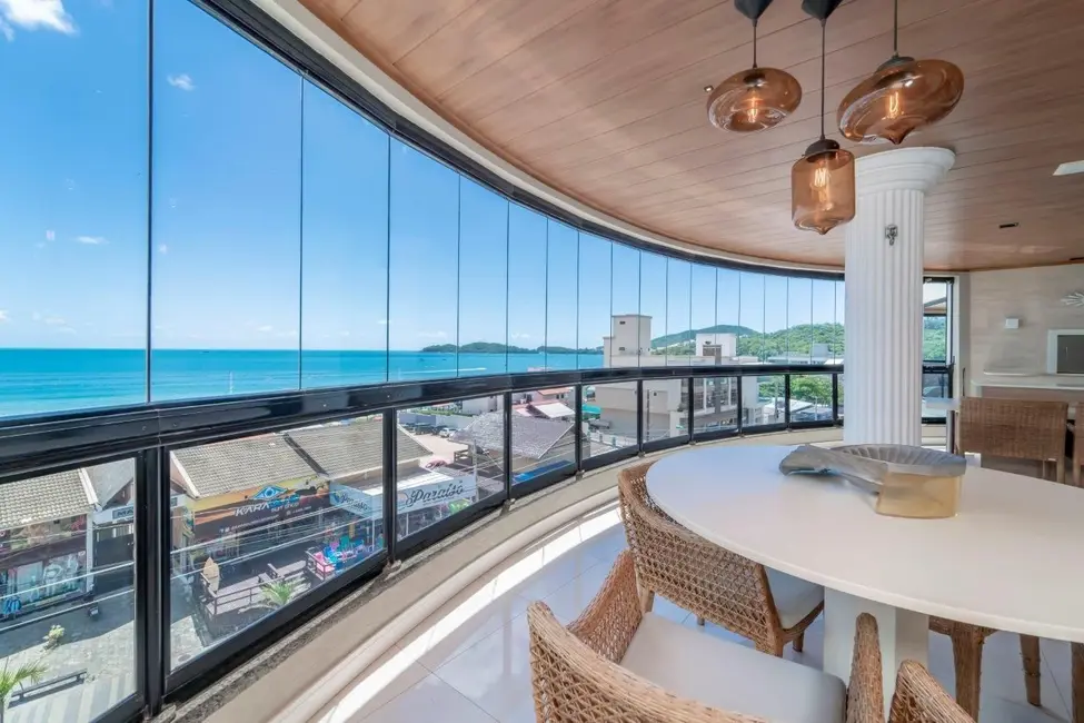 Foto 1 de Apartamento com 3 quartos à venda, 180m2 em Bombinhas - SC