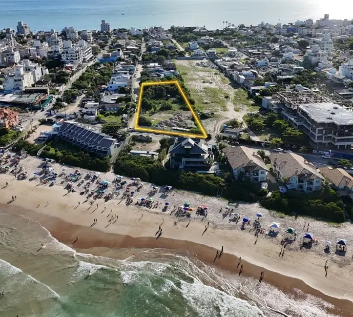 Foto 6 de Apartamento com 3 quartos à venda, 121m2 em Bombinhas - SC