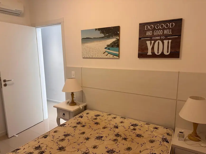 Foto 7 de Cobertura com 3 quartos à venda, 131m2 em Bombinhas - SC