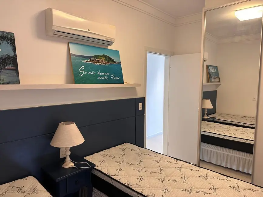 Foto 4 de Cobertura com 3 quartos à venda, 131m2 em Bombinhas - SC