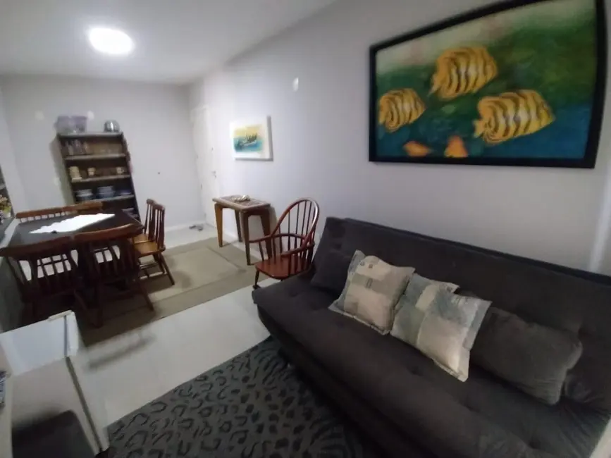 Foto 5 de Apartamento com 2 quartos à venda, 63m2 em Bombinhas - SC