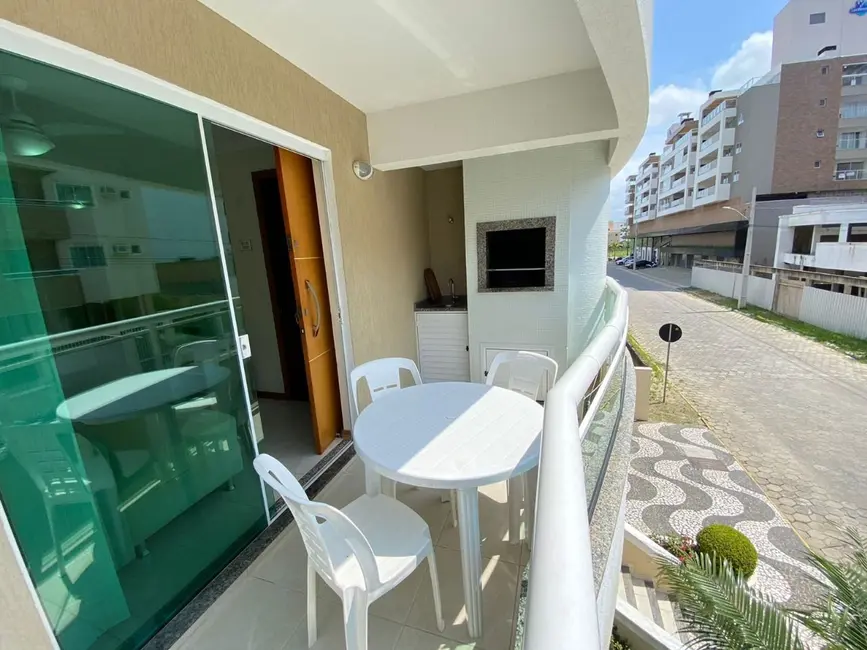 Foto 6 de Apartamento com 2 quartos à venda, 67m2 em Bombinhas - SC