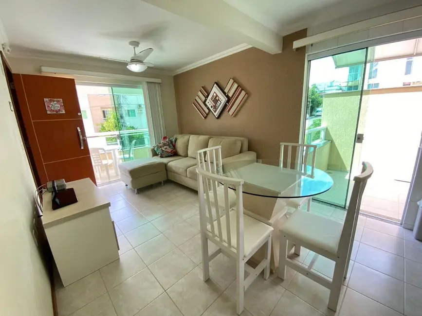 Foto 5 de Apartamento com 2 quartos à venda, 67m2 em Bombinhas - SC