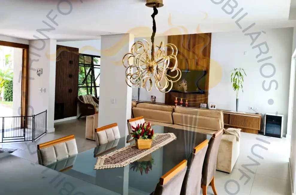 Foto 2 de Casa de Condomínio com 4 quartos à venda, 301m2 em Suzano - SP
