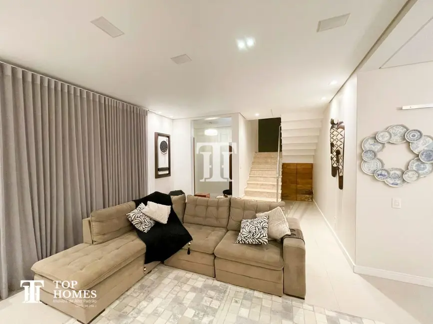 Foto 9 de Casa de Condomínio com 4 quartos à venda, 520m2 em Louveira - SP