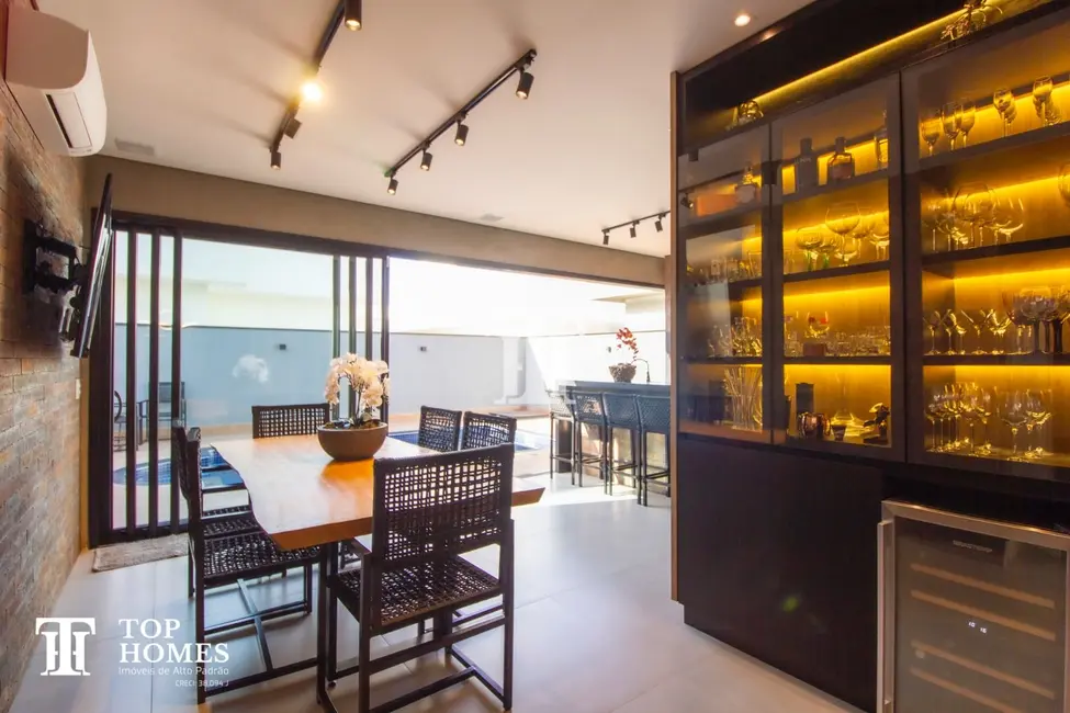Casa de Condomínio com 5 quartos à venda, 360m2 em Jardim América, Paulinia - SP - imagem 3 Foto 3 de Casa de Condomínio com 5 quartos à venda, 360m2 em Jardim América, Paulinia - SP