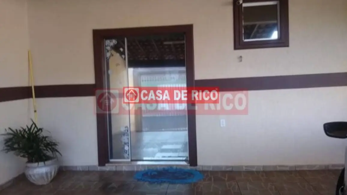 Casa com 4 quartos à venda, 132m2 em Jardim Athenas, Londrina - PR - imagem 8 Foto 8 de Casa com 4 quartos à venda, 132m2 em Jardim Athenas, Londrina - PR
