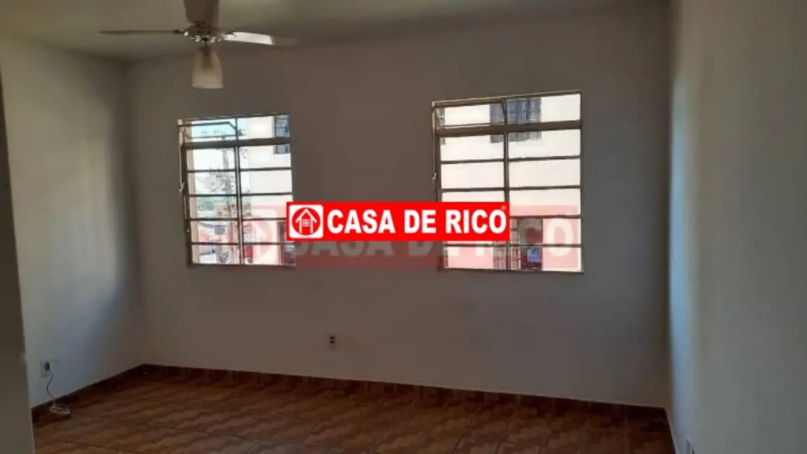 Foto 2 de Apartamento com 2 quartos à venda, 57m2 em Santa Rita 2, Londrina - PR