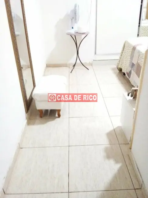 Casa de Condomínio com 2 quartos à venda, 196m2 em Parque Leblon, Londrina - PR - imagem 6 Foto 6 de Casa de Condomínio com 2 quartos à venda, 196m2 em Parque Leblon, Londrina - PR