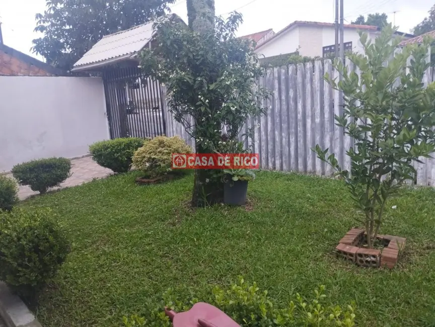 Foto 1 de Casa com 1 quarto à venda, 60m2 em Alto Boqueirão, Curitiba - PR