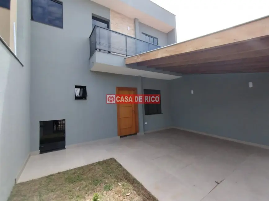 Sobrado com 3 quartos à venda, 95m2 em Jardim Portal dos Pioneiros, Londrina - PR - imagem 8 Foto 8 de Sobrado com 3 quartos à venda, 95m2 em Jardim Portal dos Pioneiros, Londrina - PR