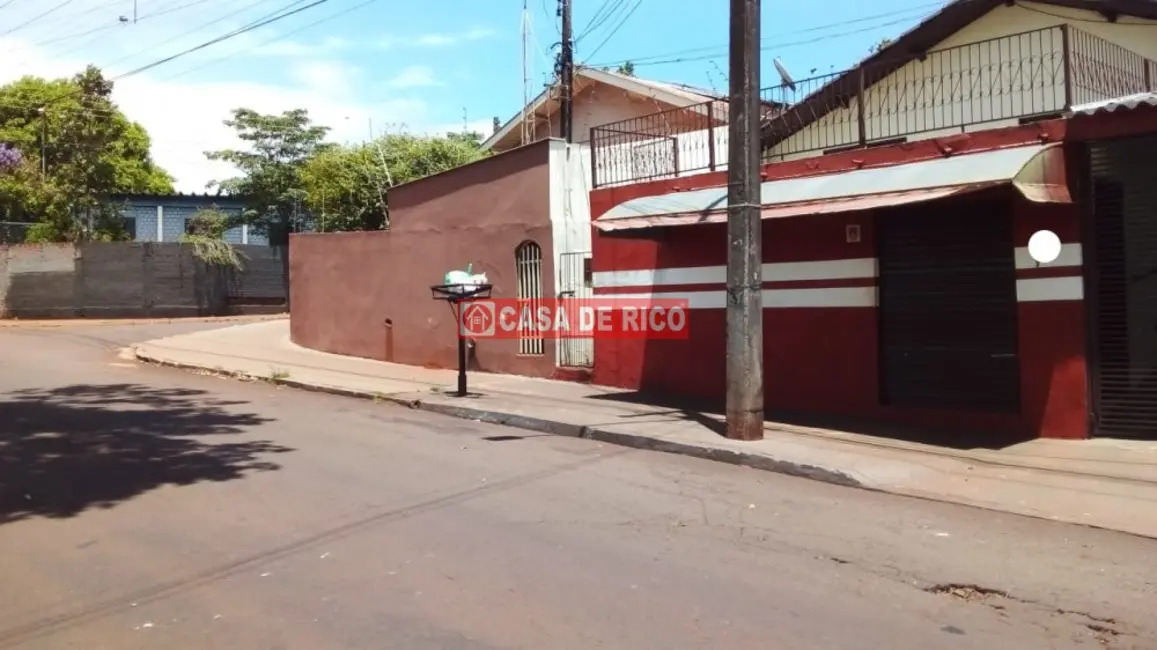 Foto 1 de Casa com 3 quartos à venda, 187m2 em Aquilles Sthengel, Londrina - PR