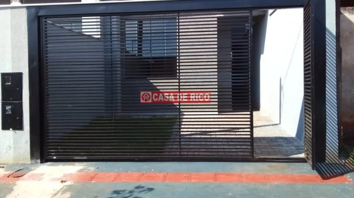 Foto 1 de Casa com 3 quartos à venda, 80m2 em Catuai, Londrina - PR