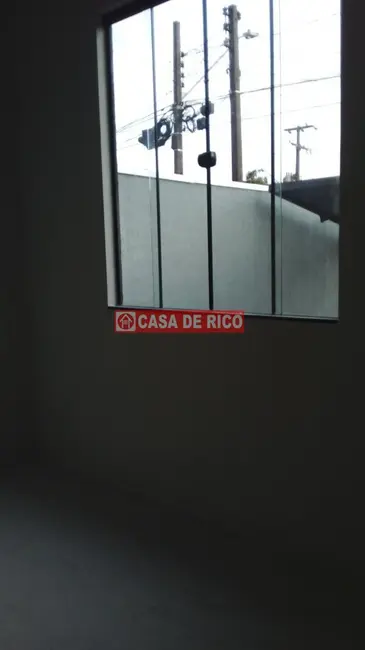 Casa com 3 quartos à venda, 80m2 em Catuai, Londrina - PR - imagem 2 Foto 2 de Casa com 3 quartos à venda, 80m2 em Catuai, Londrina - PR