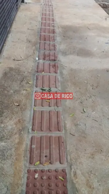 Casa com 3 quartos à venda, 80m2 em Catuai, Londrina - PR - imagem 3 Foto 3 de Casa com 3 quartos à venda, 80m2 em Catuai, Londrina - PR