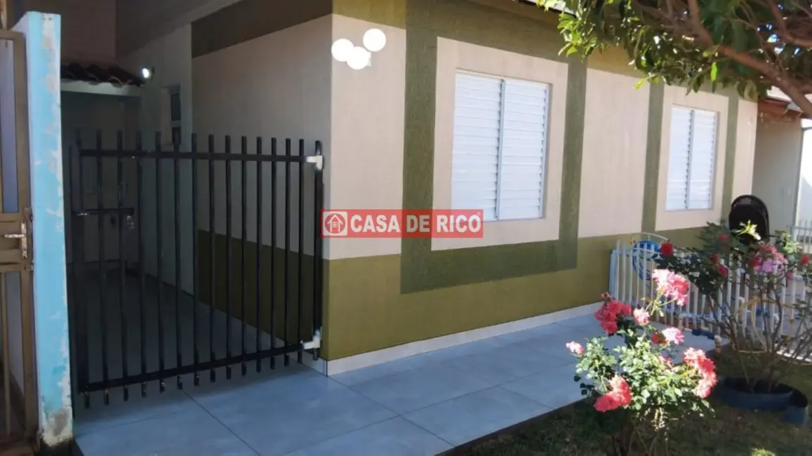 Foto 1 de Casa com 3 quartos à venda, 52m2 em Heimtal, Londrina - PR