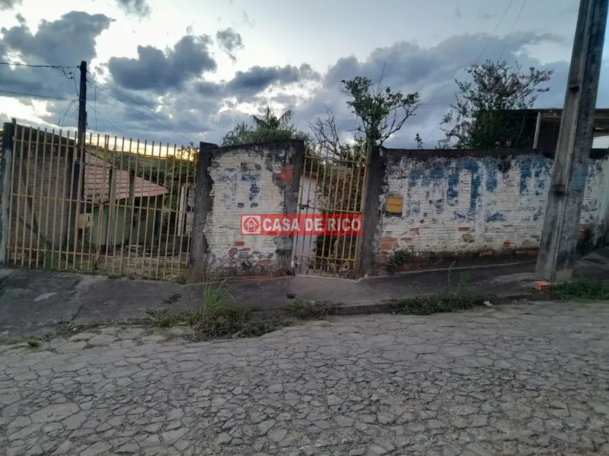 Foto 2 de Casa à venda, 47m2 em Centro, Figueira - PR