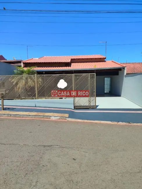 Casa com 3 quartos à venda, 160m2 em Jardim Campos Verdes, Londrina - PR - imagem 1 Foto 1 de Casa com 3 quartos à venda, 160m2 em Jardim Campos Verdes, Londrina - PR