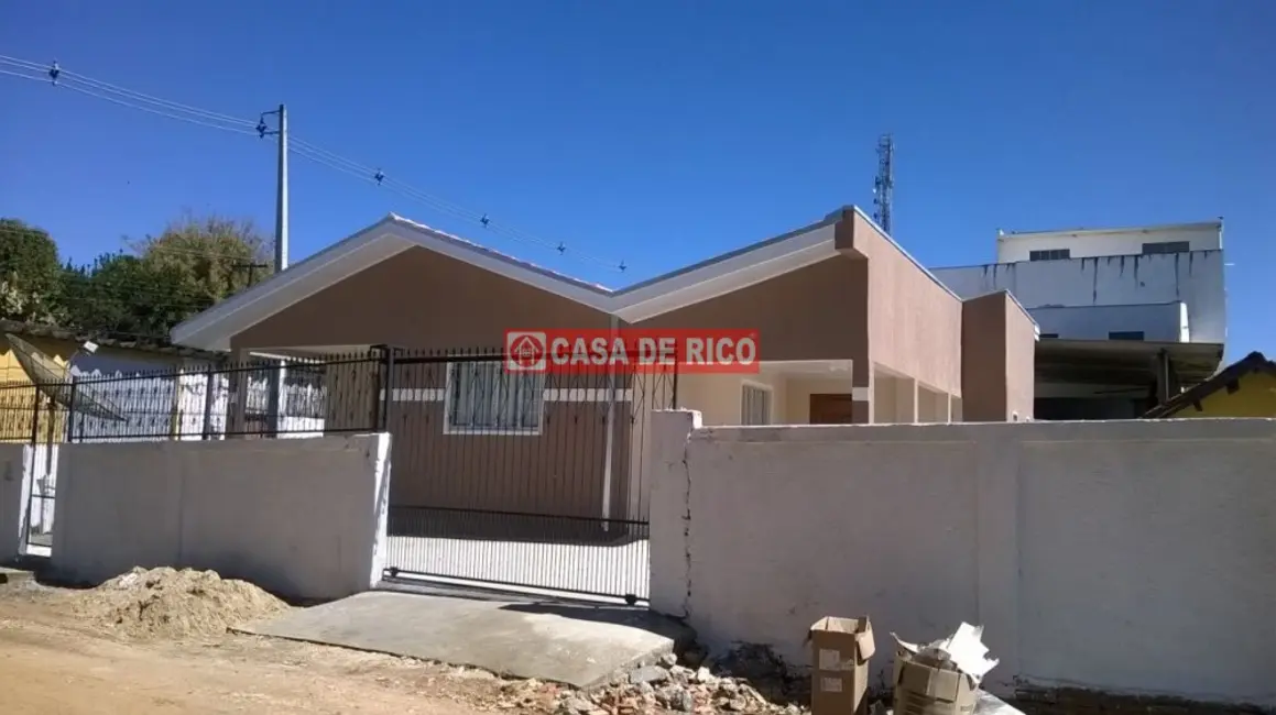 Foto 1 de Casa à venda, 140m2 em Centro, Figueira - PR