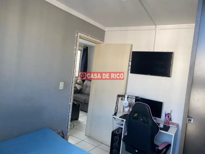 Foto 3 de Apartamento à venda, 45m2 em Jardim Jóquei Club, Londrina - PR