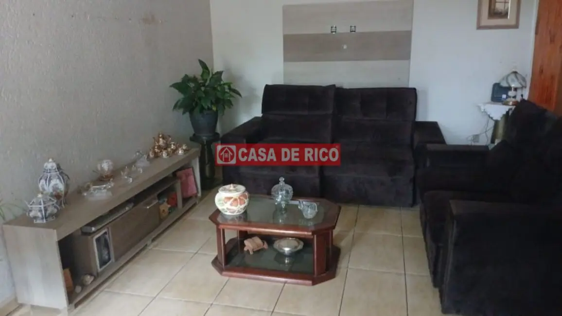 Foto 1 de Casa com 3 quartos à venda, 100m2 em Conjunto Habitacional Santiago II, Londrina - PR