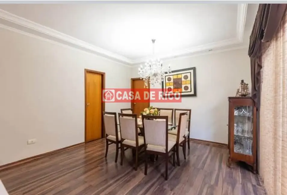 Apartamento com 3 quartos à venda, 160m2 em Centro, Londrina - PR - imagem 9 Foto 9 de Apartamento com 3 quartos à venda, 160m2 em Centro, Londrina - PR