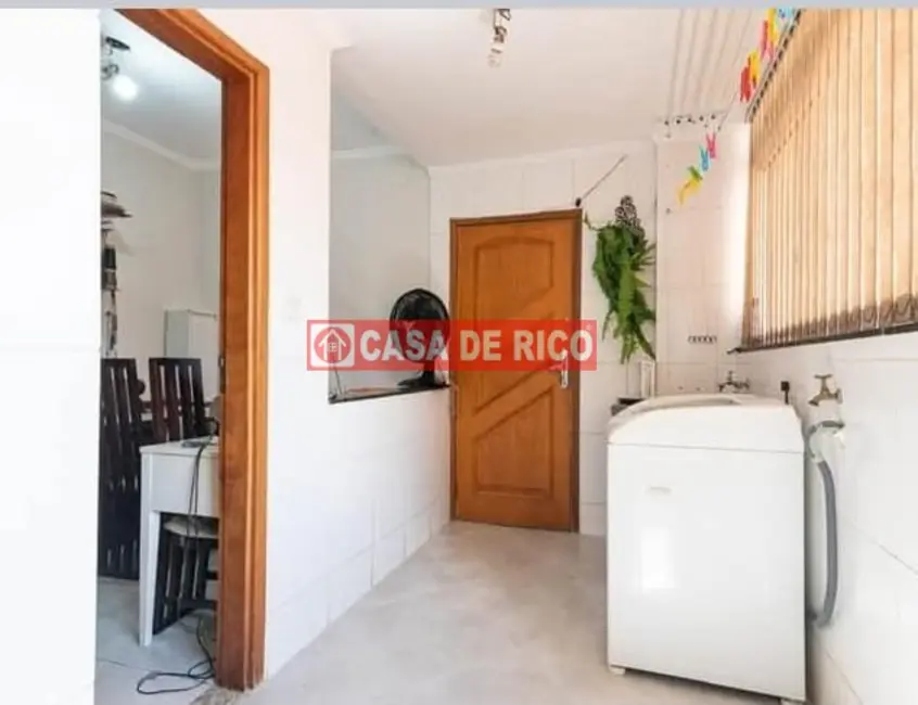Apartamento com 3 quartos à venda, 160m2 em Centro, Londrina - PR - imagem 6 Foto 6 de Apartamento com 3 quartos à venda, 160m2 em Centro, Londrina - PR