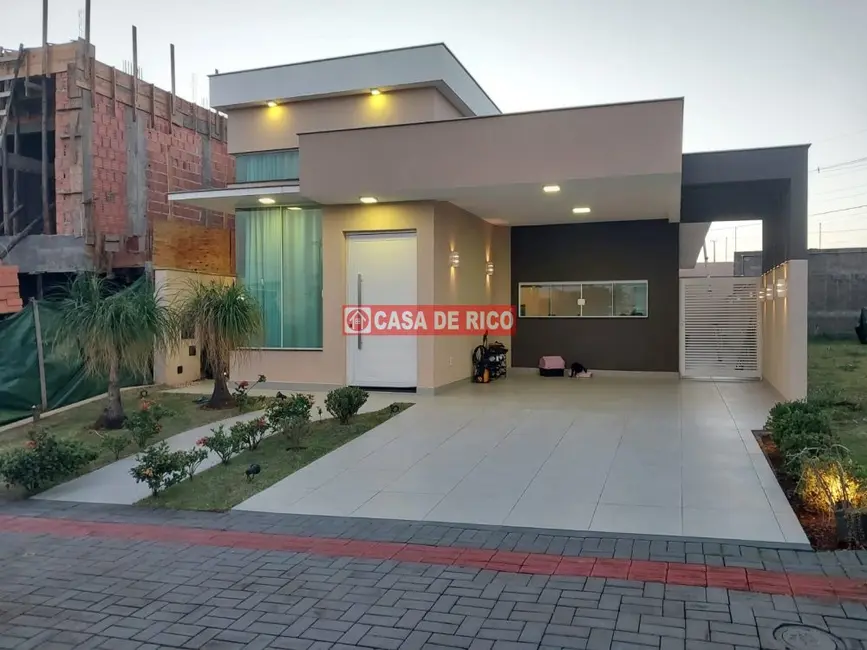 Casa com 3 quartos à venda, 143m2 em Londrina - PR - imagem 1 Foto 1 de Casa com 3 quartos à venda, 143m2 em Londrina - PR