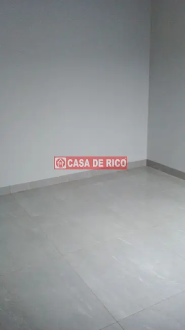 Casa com 3 quartos à venda, 96m2 em Residencial Quadra Norte, Londrina - PR - imagem 6 Foto 6 de Casa com 3 quartos à venda, 96m2 em Residencial Quadra Norte, Londrina - PR