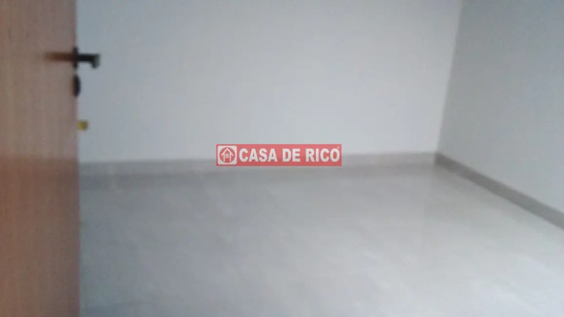 Casa com 3 quartos à venda, 96m2 em Residencial Quadra Norte, Londrina - PR - imagem 5 Foto 5 de Casa com 3 quartos à venda, 96m2 em Residencial Quadra Norte, Londrina - PR