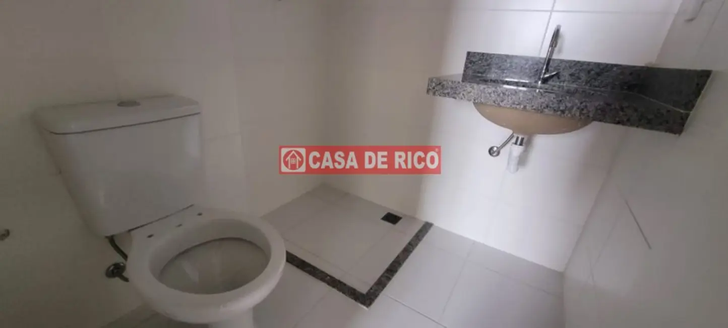 Apartamento com 3 quartos à venda, 66m2 em São Vicente, Londrina - PR - imagem 9 Foto 9 de Apartamento com 3 quartos à venda, 66m2 em São Vicente, Londrina - PR