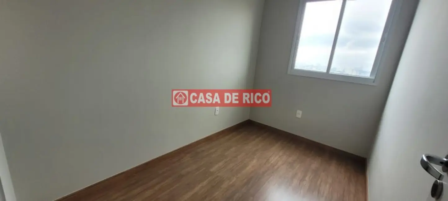 Apartamento com 3 quartos à venda, 66m2 em São Vicente, Londrina - PR - imagem 4 Foto 4 de Apartamento com 3 quartos à venda, 66m2 em São Vicente, Londrina - PR