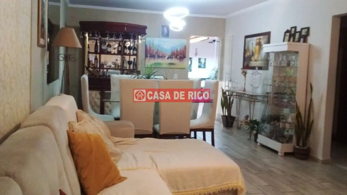 Casa com 4 quartos à venda, 112m2 em Residencial Quadra Norte, Londrina - PR - imagem 1 Foto 1 de Casa com 4 quartos à venda, 112m2 em Residencial Quadra Norte, Londrina - PR