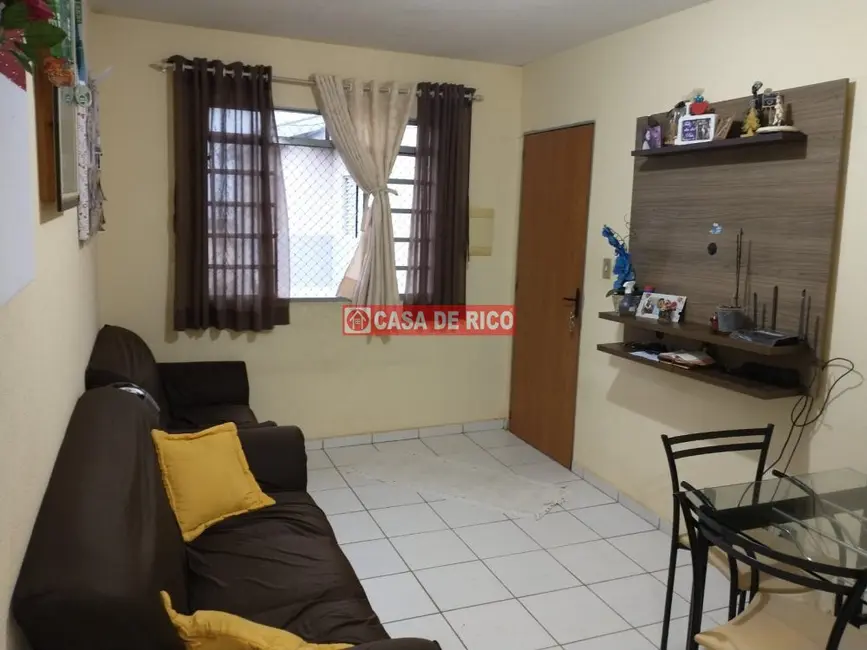 Apartamento com 2 quartos à venda, 286m2 em Residencial Professora Madalena Cardoso, Londrina - PR - imagem 1 Foto 1 de Apartamento com 2 quartos à venda, 286m2 em Residencial Professora Madalena Cardoso, Londrina - PR