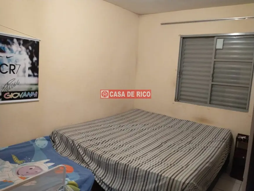 Apartamento com 2 quartos à venda, 286m2 em Residencial Professora Madalena Cardoso, Londrina - PR - imagem 5 Foto 5 de Apartamento com 2 quartos à venda, 286m2 em Residencial Professora Madalena Cardoso, Londrina - PR