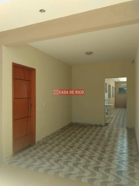 Foto 3 de Casa com 3 quartos à venda, 90m2 em Cambe - PR