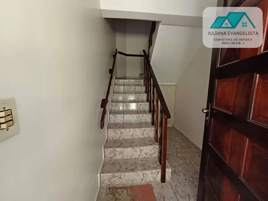 Foto 4 de Casa com 3 quartos à venda e para alugar, 100m2 em Sumaré, Caraguatatuba - SP