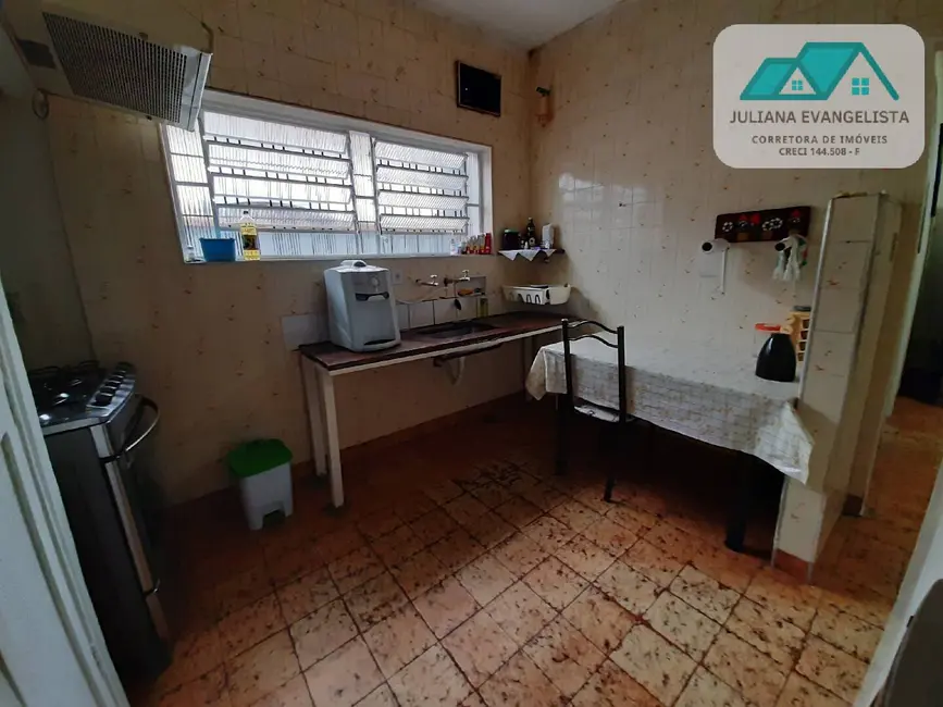 Foto 6 de Casa com 3 quartos à venda, 323m2 em Centro, Caraguatatuba - SP