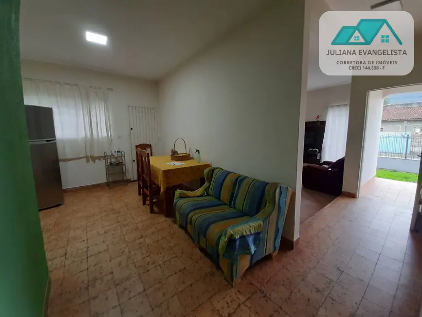 Foto 5 de Casa com 3 quartos à venda, 323m2 em Centro, Caraguatatuba - SP