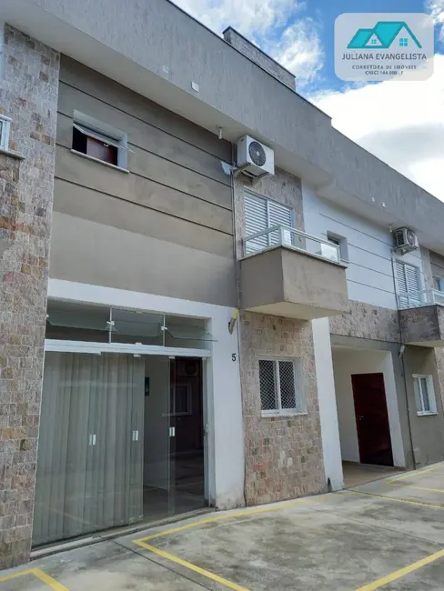 Foto 2 de Casa com 2 quartos à venda, 100m2 em Massaguaçu, Caraguatatuba - SP