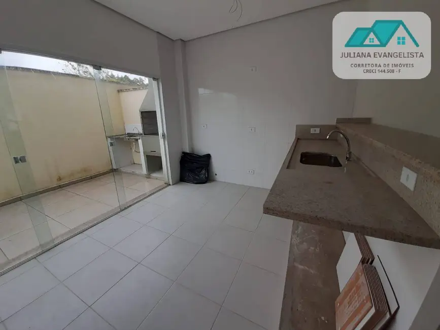 Casa de Condomínio com 3 quartos à venda, 106m2 em Balneário Gardem Mar, Caraguatatuba - SP - imagem 3 Foto 3 de Casa de Condomínio com 3 quartos à venda, 106m2 em Balneário Gardem Mar, Caraguatatuba - SP