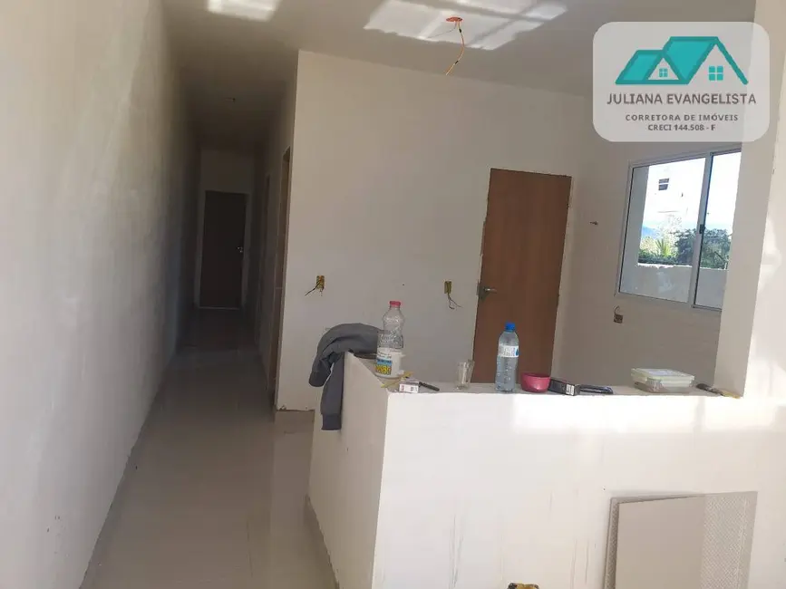 Casa com 2 quartos à venda, 250m2 em Balneário dos Golfinhos, Caraguatatuba - SP - imagem 4 Foto 4 de Casa com 2 quartos à venda, 250m2 em Balneário dos Golfinhos, Caraguatatuba - SP