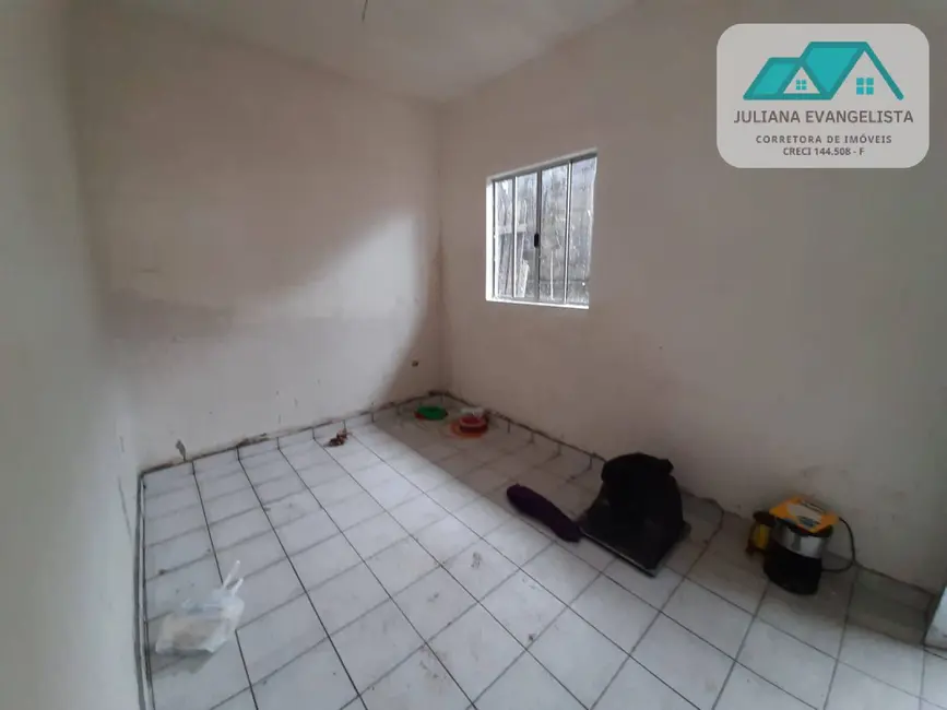 Casa à venda e para alugar, 300m2 em Centro, Caraguatatuba - SP - imagem 9 Foto 9 de Casa à venda e para alugar, 300m2 em Centro, Caraguatatuba - SP