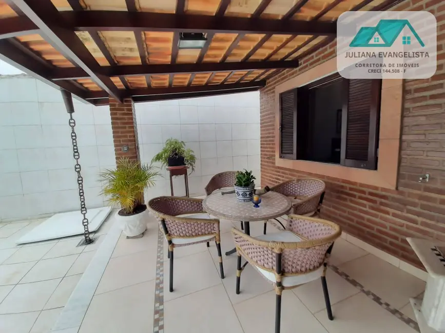 Foto 5 de Casa com 5 quartos à venda, 403m2 em Jardim Primavera, Caraguatatuba - SP